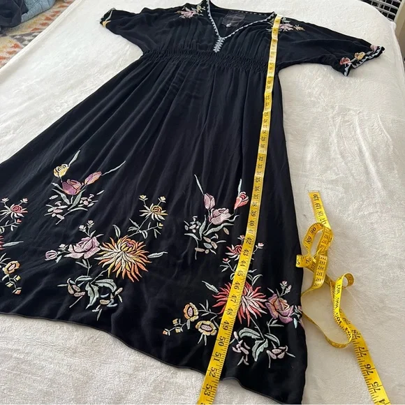 Johnny Was Pete and Greta Oversized Sleeveless Floral Embroidered Midi Dress - Picture 11 of 11